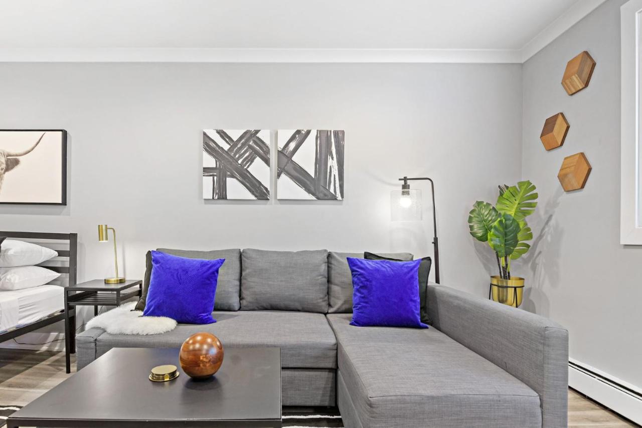 Sophisticated Studio Apartment With Modern Kitchen - Oakdale Od2 Rep Chicago Eksteriør bilde
